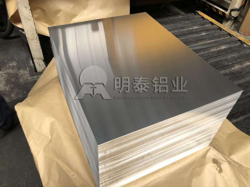 汽車(chē)底盤(pán)用6061鋁板生產(chǎn)廠家_汽車(chē)輕量化的意義重大