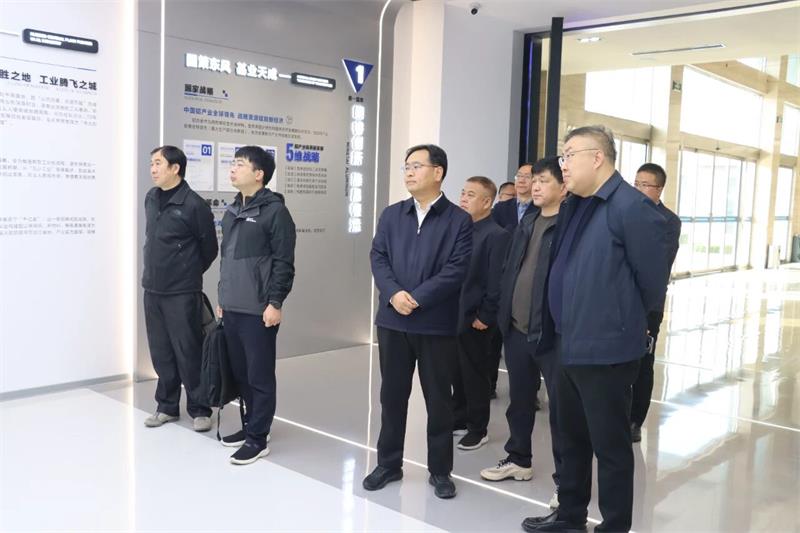 鞏義市委副書記、市長郭程明到明泰鋁業(yè)調(diào)研數(shù)智化建設(shè)工作