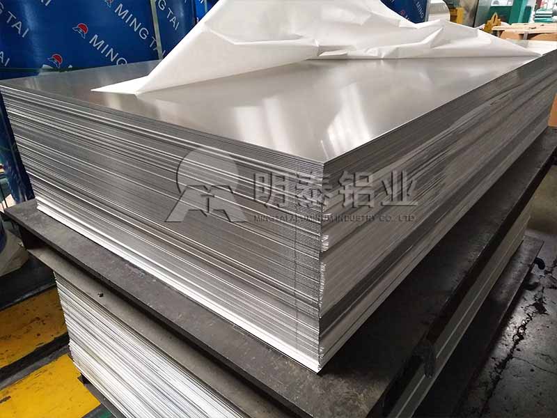 5005鋁板：規(guī)格全可定制，耐腐輕量化，建筑交通電子通用